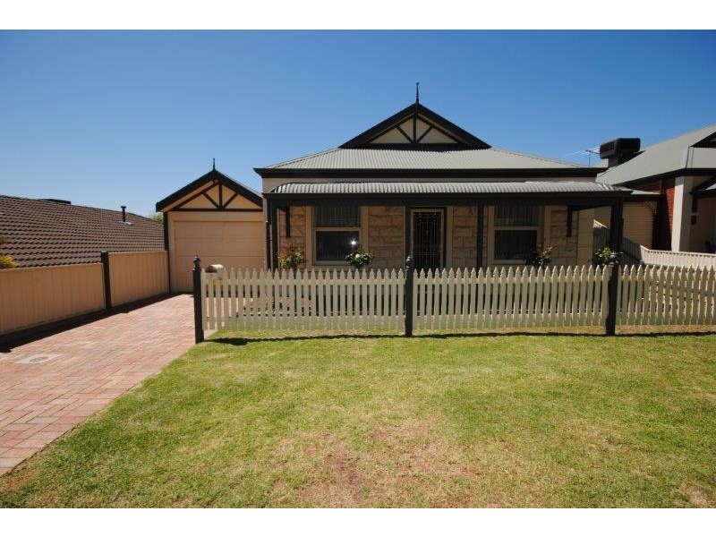 7 Lofty Rise, Greenwith SA 5125