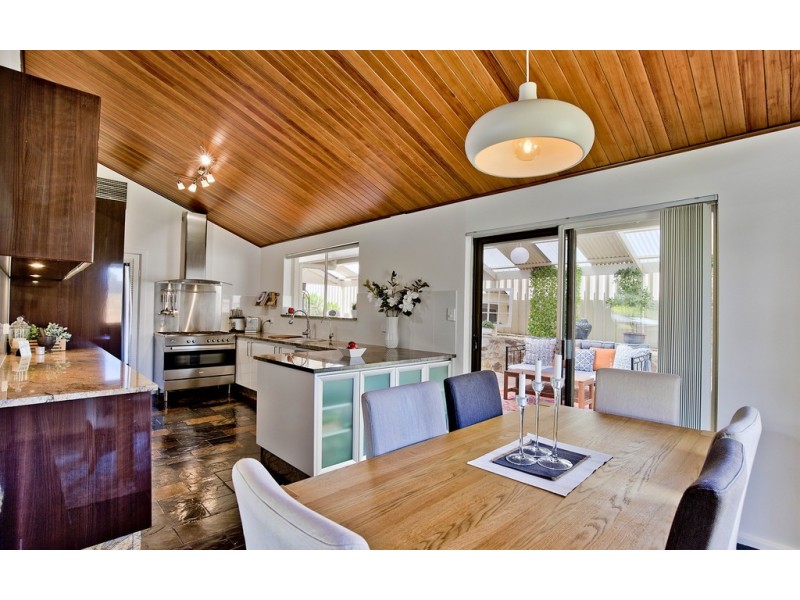 39 Sapphire Crescent, Highbury SA 5089