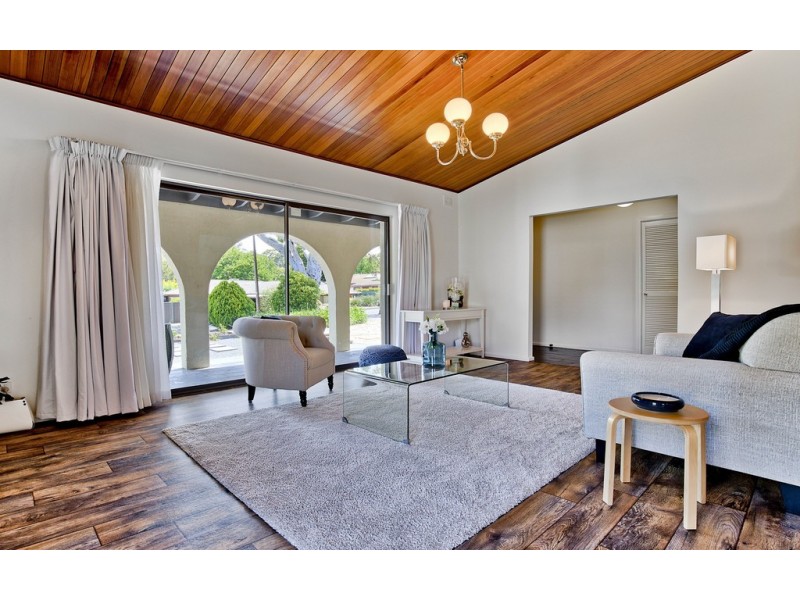 39 Sapphire Crescent, Highbury SA 5089