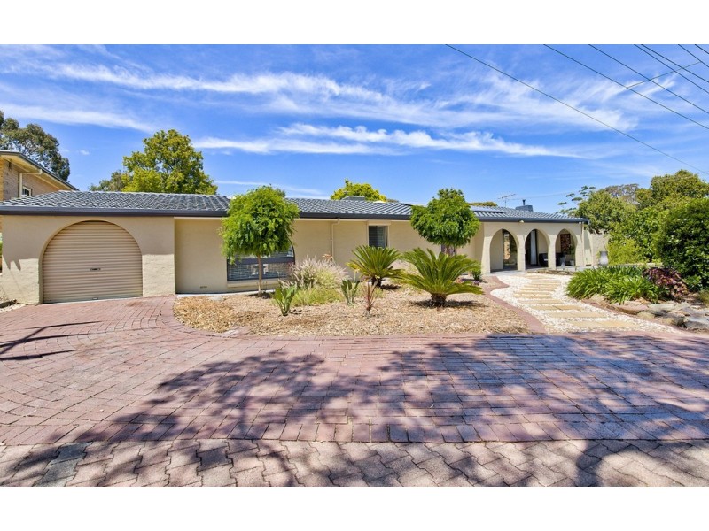 39 Sapphire Crescent, Highbury SA 5089