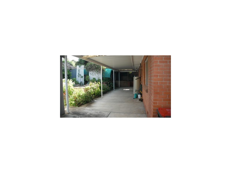 18 Elsworth Drive, Banksia Park SA 5091