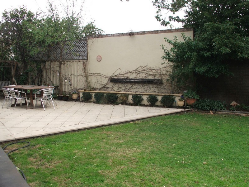 5 Treana Crescent, Paradise SA 5075