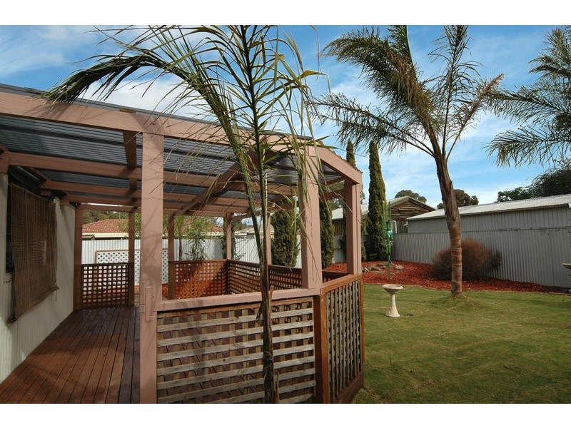 2 Winston Avenue, Paralowie SA 5108