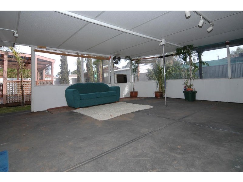 2 Winston Avenue, Paralowie SA 5108