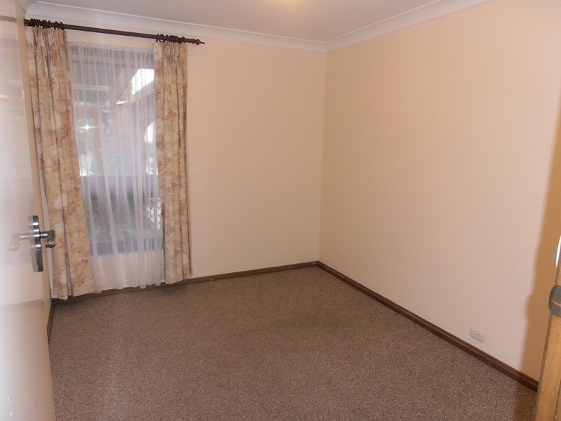 4 Roberts Crescent, Hope Valley SA 5090