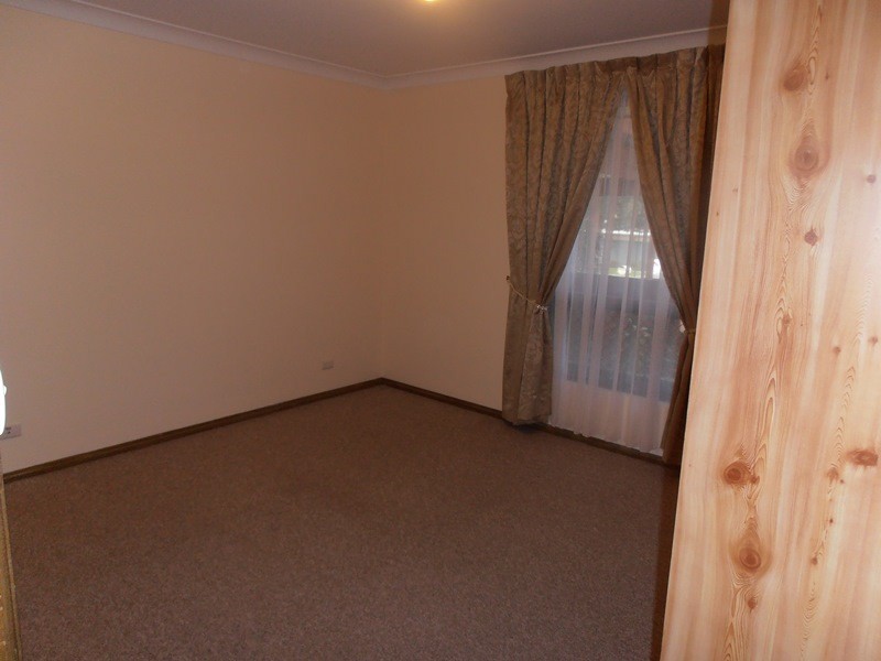 4 Roberts Crescent, Hope Valley SA 5090