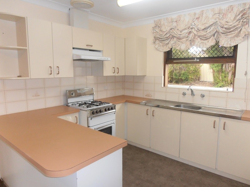 4 Roberts Crescent, Hope Valley SA 5090