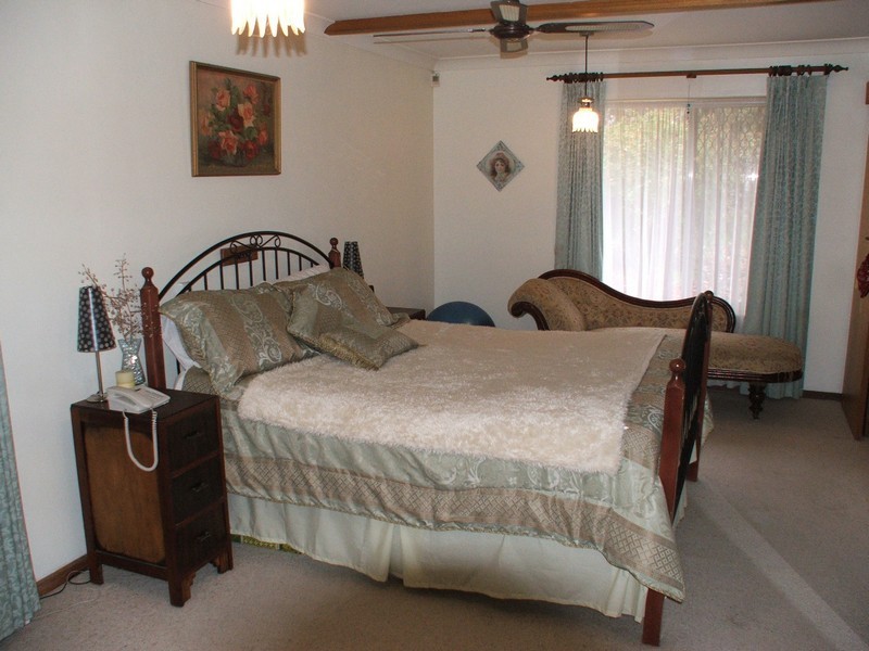 57 Range Road South, Houghton SA 5131