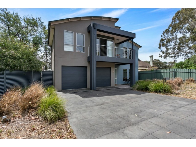 35 Greenwood Drive, St Agnes SA 5097