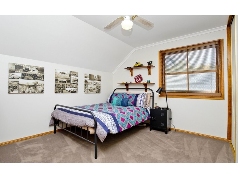 23 Grasslands Court, Wynn Vale SA 5127