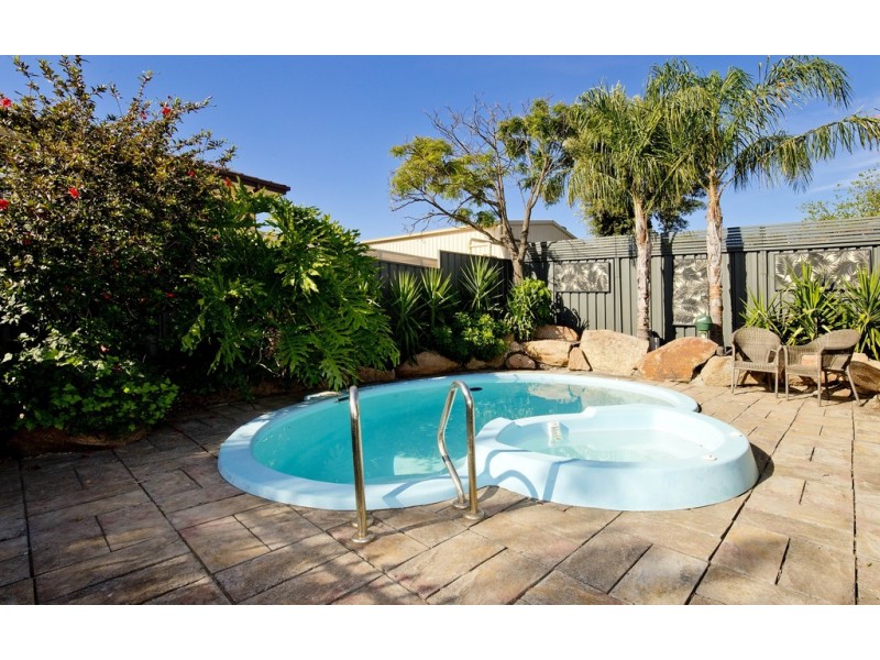 23 Grasslands Court, Wynn Vale SA 5127