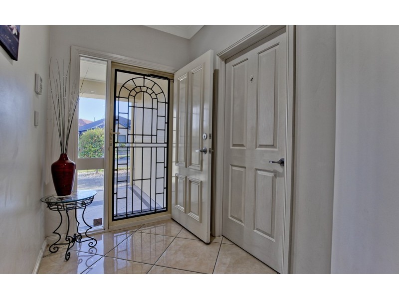 35 Newland Way, Mawson Lakes SA 5095