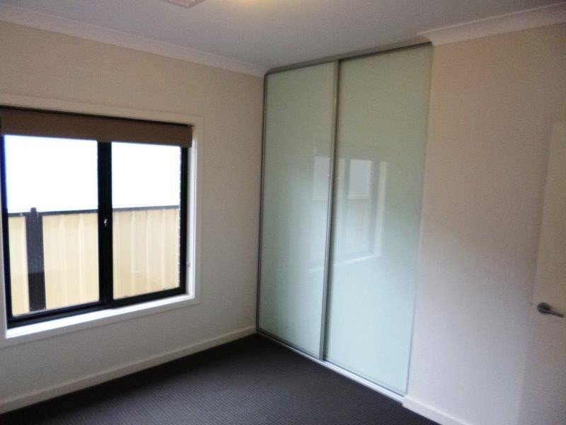 40 Wynn Vale Drive, Gulfview Heights SA 5096