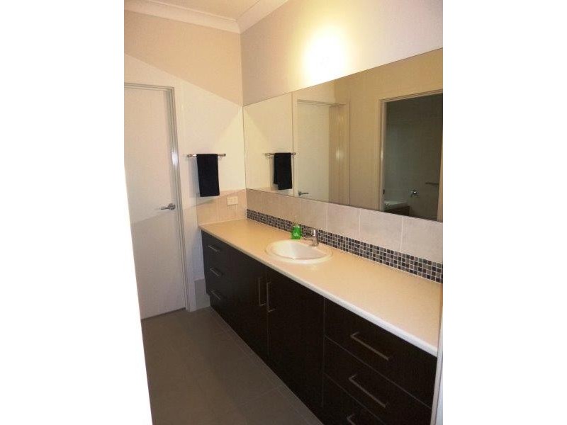 40 Wynn Vale Drive, Gulfview Heights SA 5096