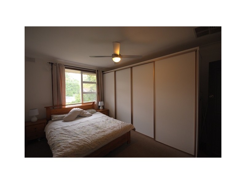 16 Sherwood Drive, Redwood Park SA 5097