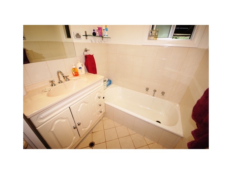 16 Sherwood Drive, Redwood Park SA 5097