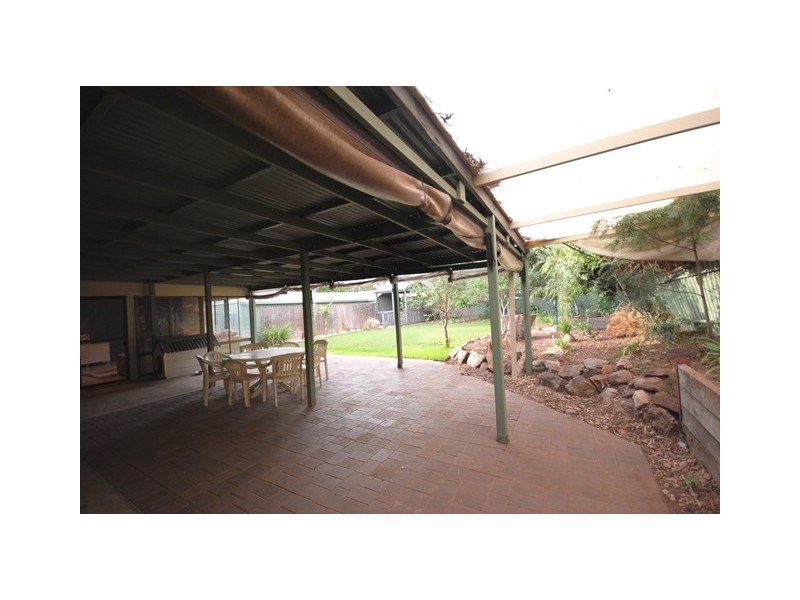 16 Sherwood Drive, Redwood Park SA 5097