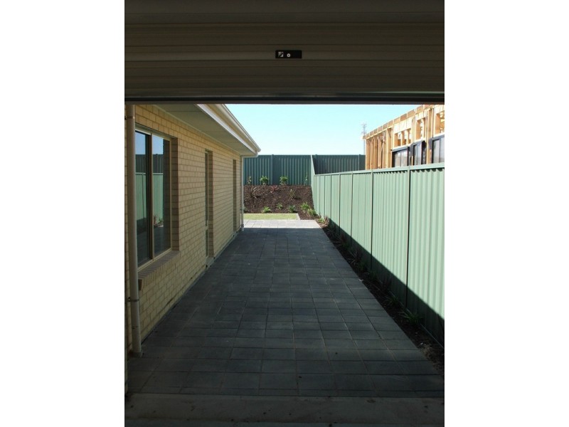 57 Lord Howe Crescent, Mawson Lakes SA 5095