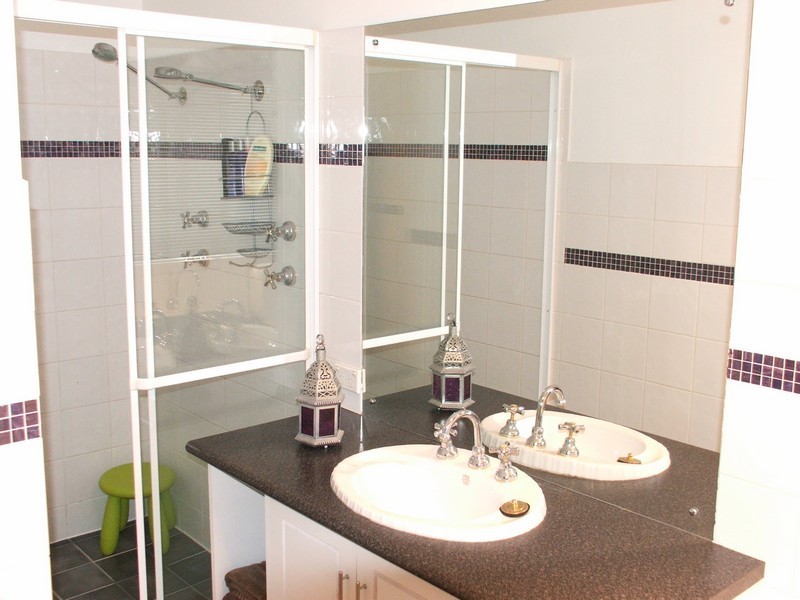 2 Cameron Court, Redwood Park SA 5097