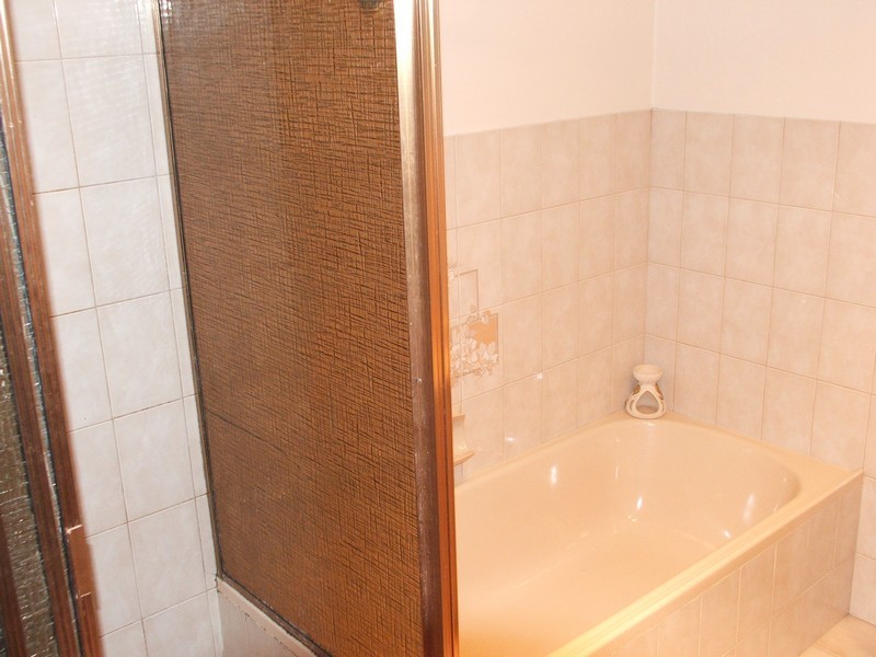 6 Bungana Avenue, Para Vista SA 5093