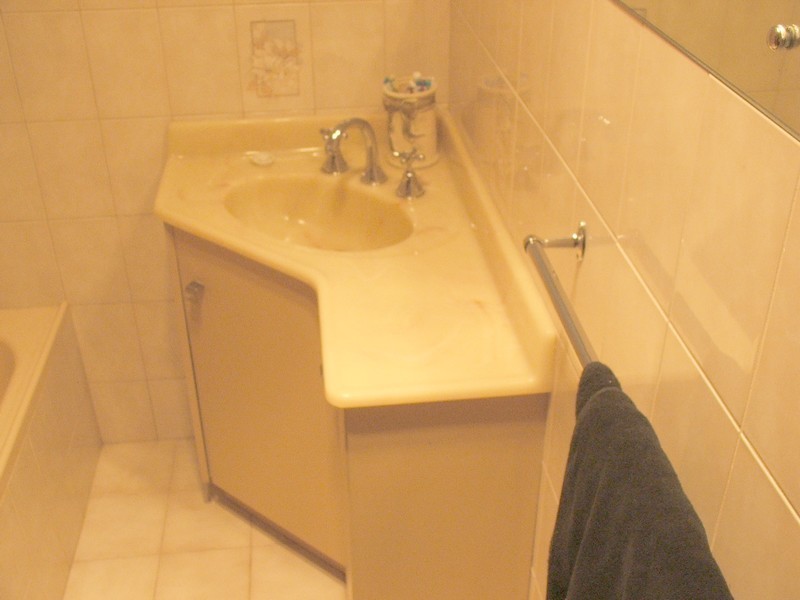 6 Bungana Avenue, Para Vista SA 5093