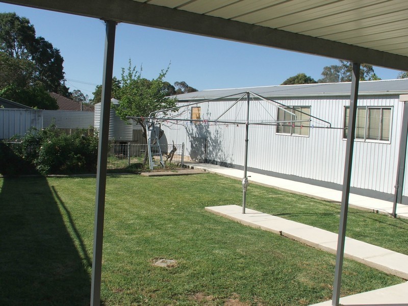 6 Bungana Avenue, Para Vista SA 5093