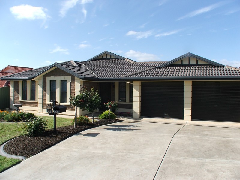 52 Saddle Crescent, Walkley Heights SA 5098