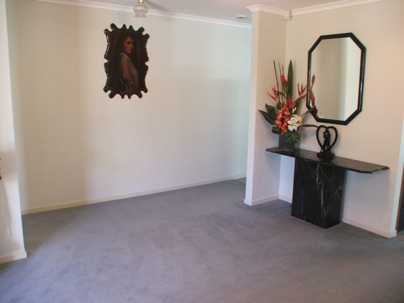 52 Saddle Crescent, Walkley Heights SA 5098
