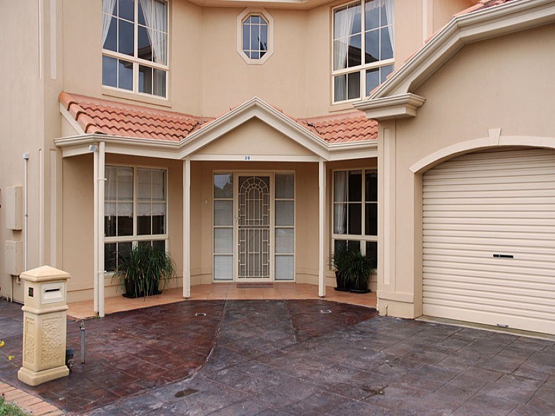 39 Willowood Drive, Golden Grove SA 5125