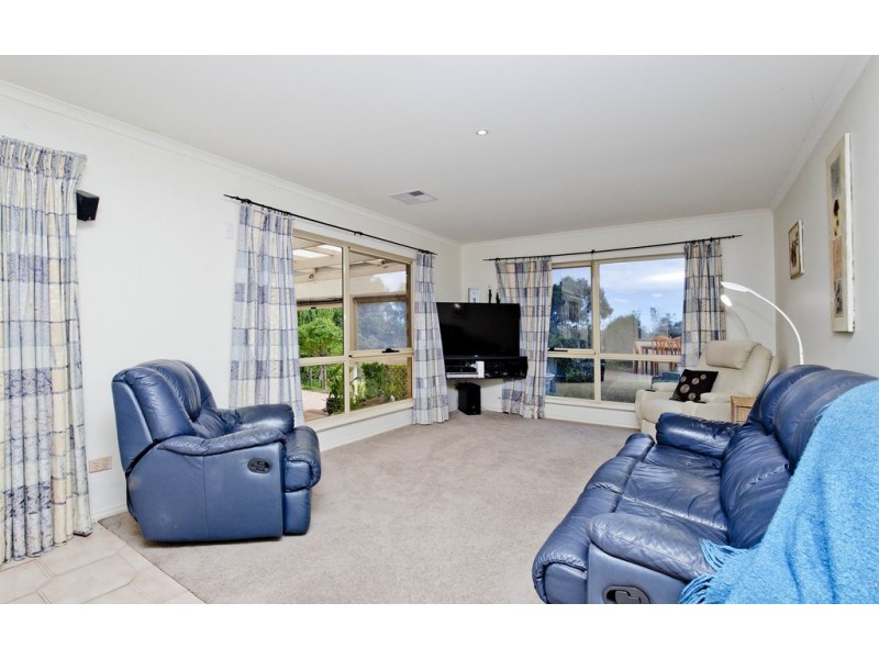 11 Keith Lewis Court, Wynn Vale SA 5127