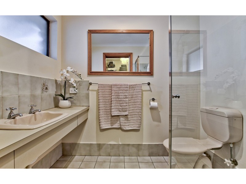 11 Blaxland Avenue, Wynn Vale SA 5127