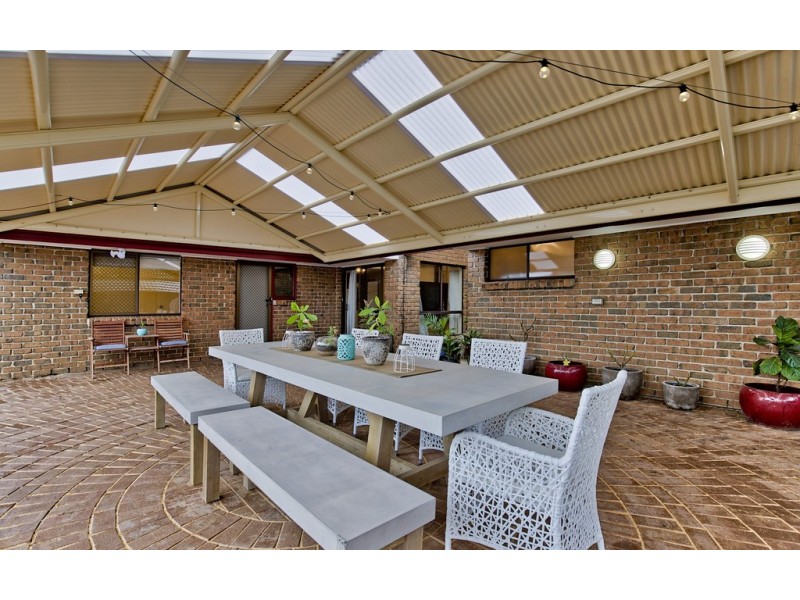 11 Blaxland Avenue, Wynn Vale SA 5127