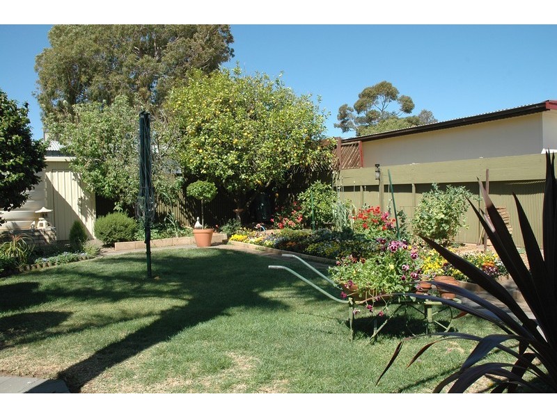 15 Arndell Road, Salisbury Park SA 5109