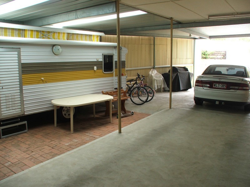 16 Armona Avenue, Para Vista SA 5093