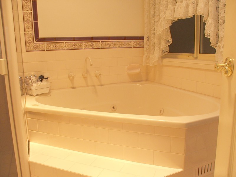 1 Tom Packer Drive, Athelstone SA 5076