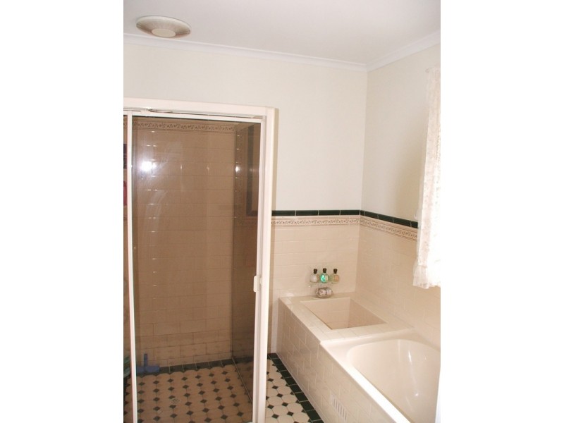 1 Tom Packer Drive, Athelstone SA 5076