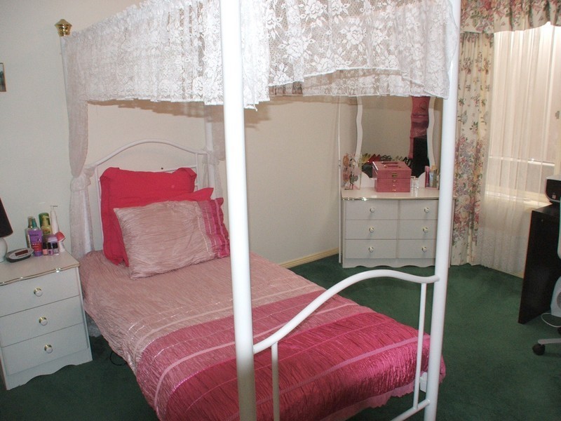 1 Tom Packer Drive, Athelstone SA 5076