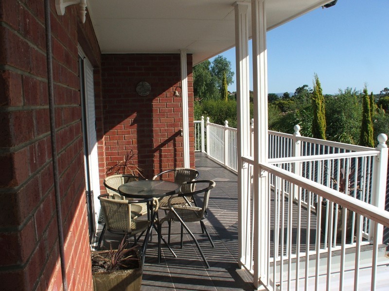 11 Oradala Court, Salisbury Heights SA 5109