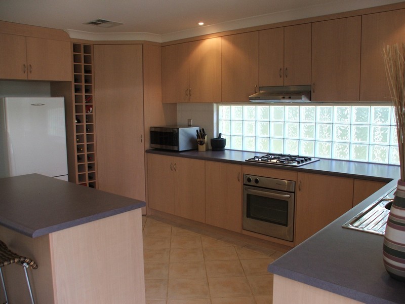 252 Mawson Lakes Blvd, Mawson Lakes SA 5095
