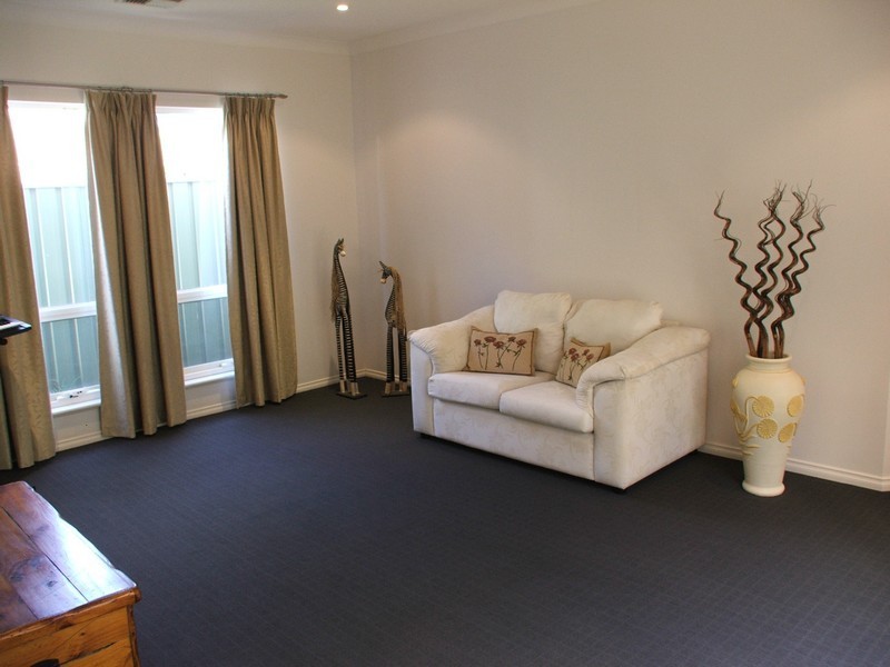 252 Mawson Lakes Blvd, Mawson Lakes SA 5095