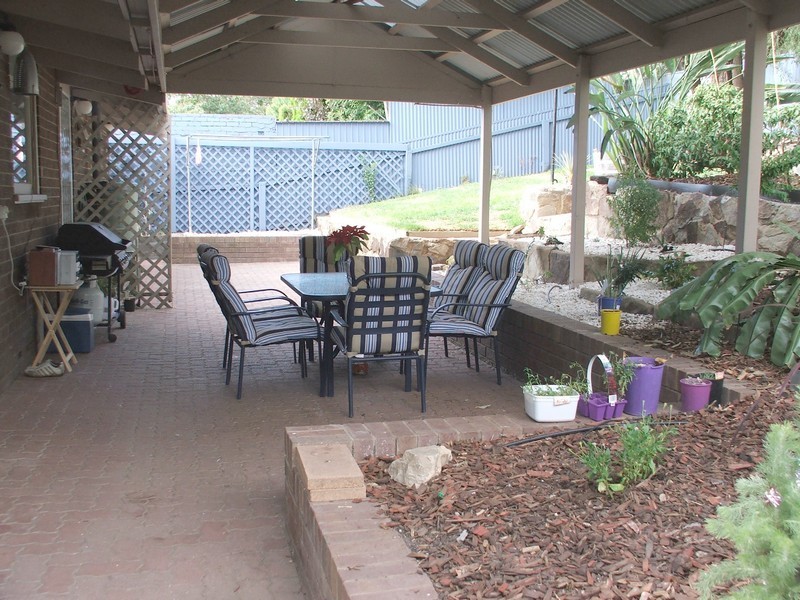 58 Down Drive, Valley View SA 5093