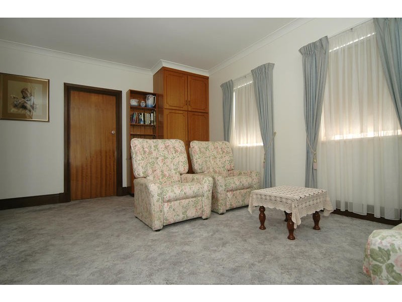 31 Golf Drive, Fairview Park SA 5126