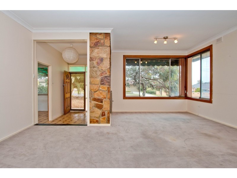 27 Leeds Avenue, Hope Valley SA 5090