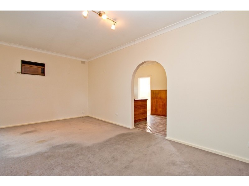 27 Leeds Avenue, Hope Valley SA 5090