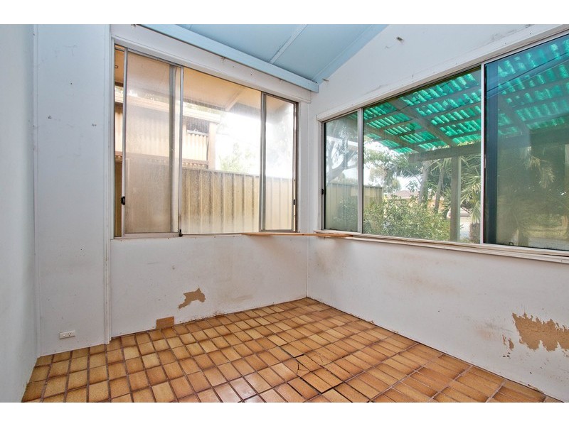 27 Leeds Avenue, Hope Valley SA 5090