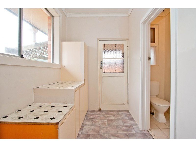 27 Leeds Avenue, Hope Valley SA 5090