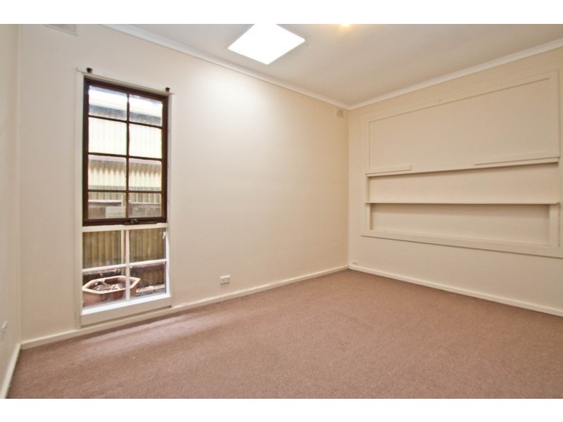 27 Leeds Avenue, Hope Valley SA 5090