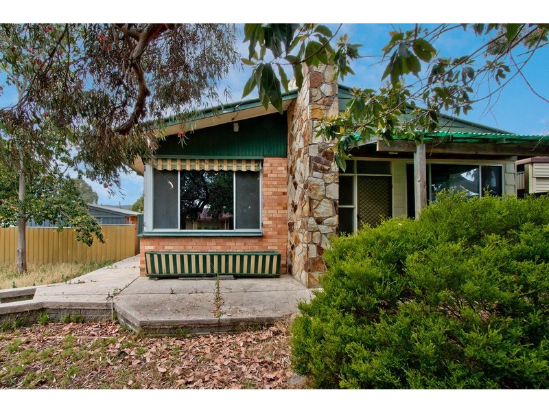27 Leeds Avenue, Hope Valley SA 5090