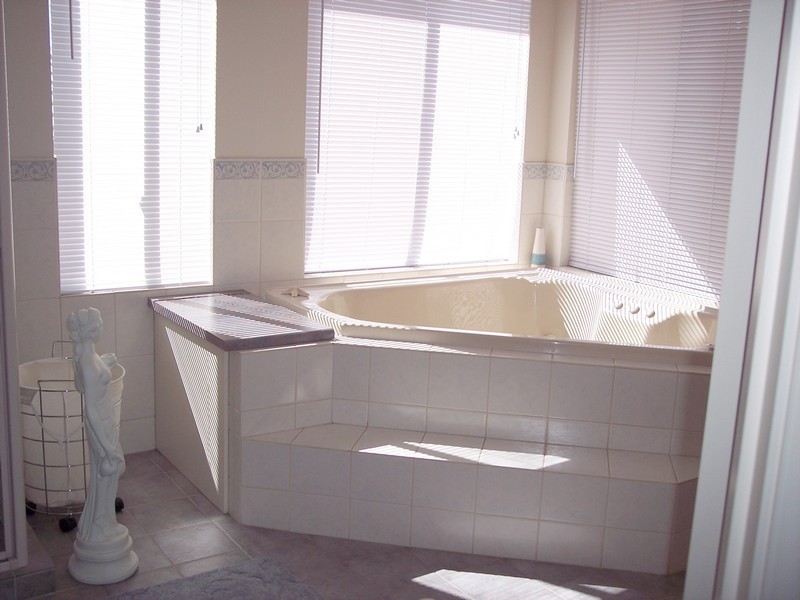 17 Hedgerow Court, Greenwith SA 5125