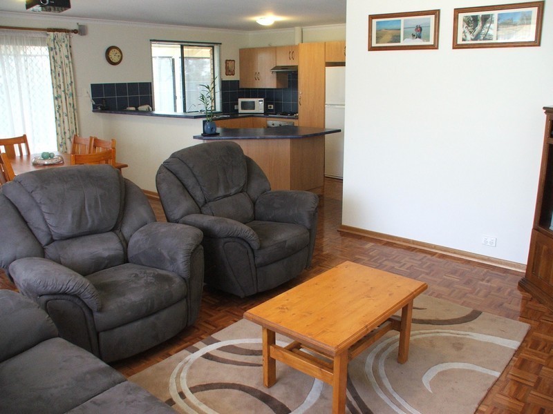 32 Sandstone Avenue, Walkley Heights SA 5098